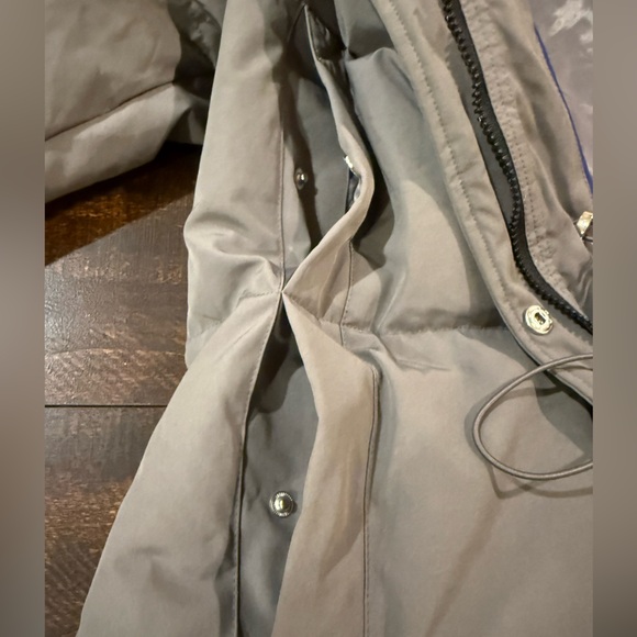 Vince Camuto Long Down Puffer Coat Parka Faux Fur Hood Gray M - Picture 9 of 16